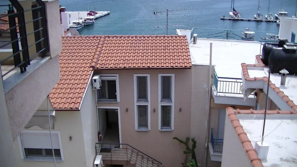 Ameris Studios & Apartments Neos Marmaras