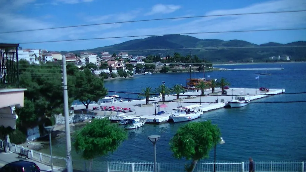 Ameris Studios & Apartments Neos Marmaras Greece