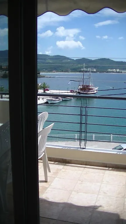 Ameris Studios & Apartments Neos Marmaras