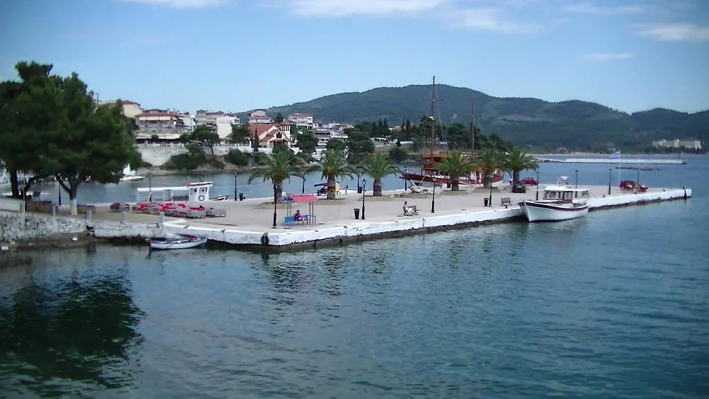 Ameris Studios & Apartments Neos Marmaras