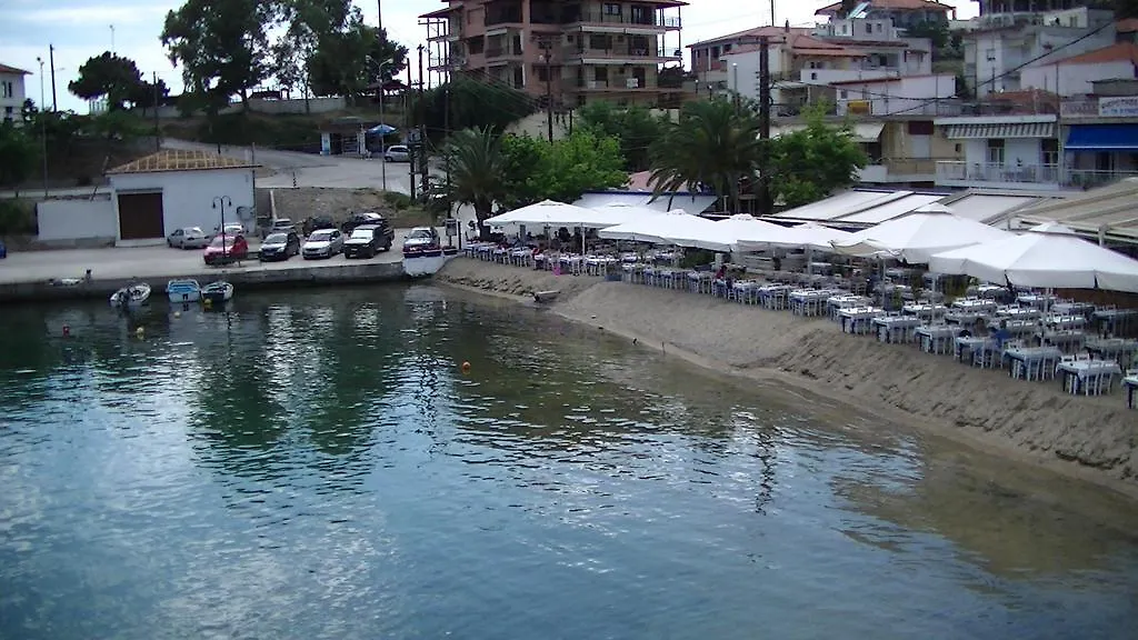 Ameris Studios & Apartments Neos Marmaras Greece