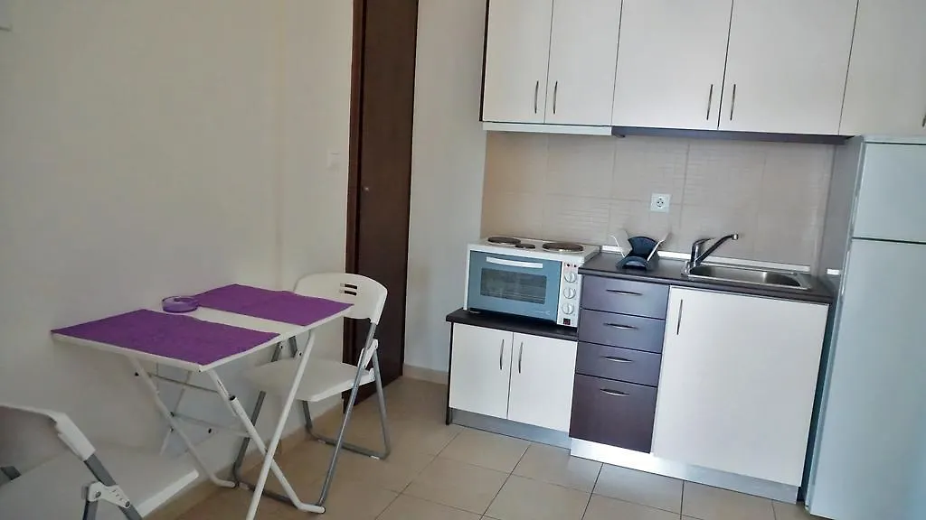 Ameris Studios & Apartments Neos Marmaras